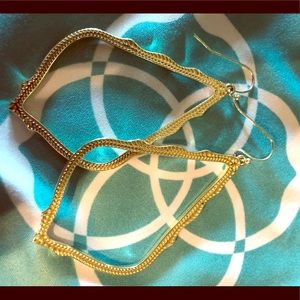 Kendra Scott Sophee drop earrings in Gold